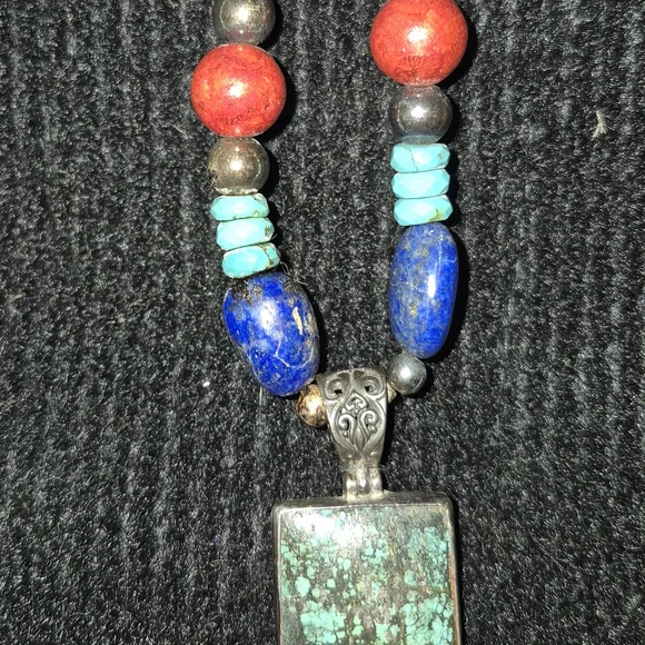 Multicolor Beaded Necklace Set - Picture 3 of 9